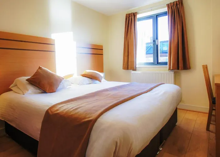 Lodge Drive Serviced Apartments